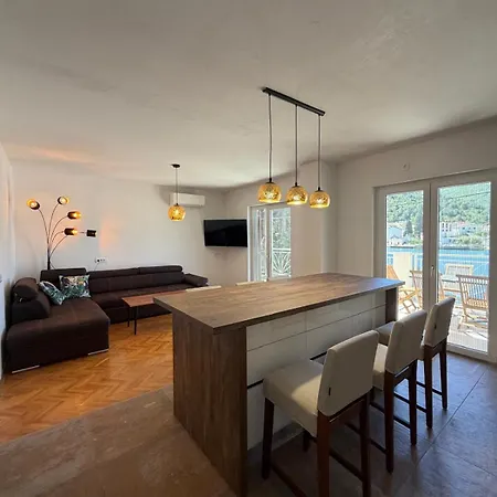 Apart-one Relax By T H E Sea Apartamento Blace